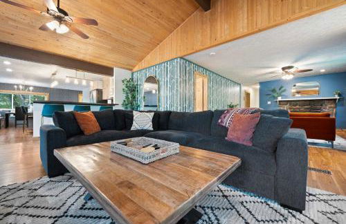 Cozy retreat on private estate with Hot Tub - Foto 8