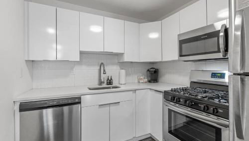 Contemporary Midtown Retreat Walk Score 93 - Foto 5