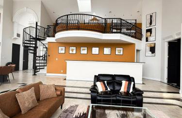 Crystal Palm Lakefront Luxury Home 6 Bed and 5 Bath - Foto 19