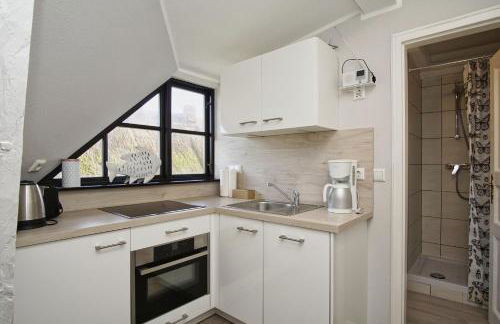 nah am Meer, ruhige Lage, gratis Nutzung vom AHOI Erlebnisbad und Sauna in Sellin - Haus Büdnerstube FeWo 5 - Foto 11