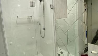 Lindo apartamento moderno no coração de Piracicaba - Foto 4, Shower