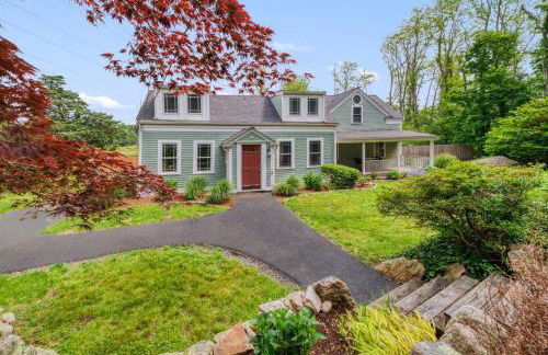 3 Bedroom Cape House by Leavetown Vacations - Photo 2