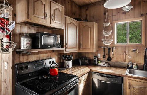 Waterfront w Hot Tub Fire Pit Deck & Water Toys - Foto 13