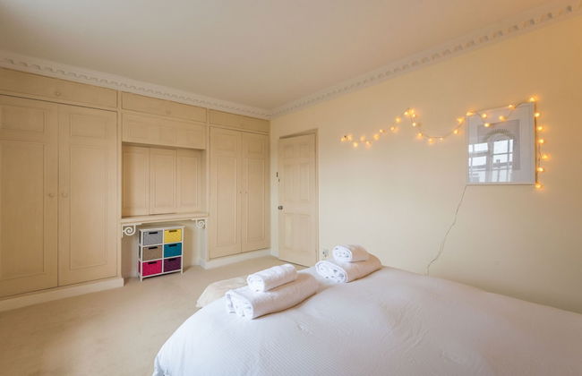 Royal Richmond Family Home by Kew Gardens - Foto 10