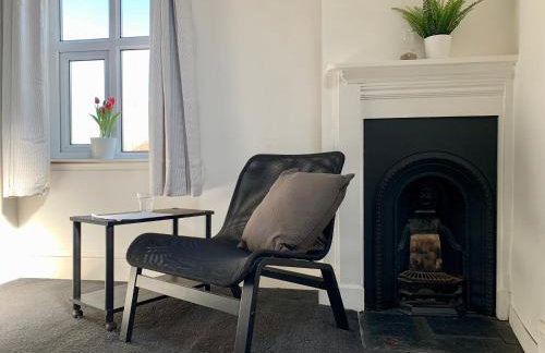 Spacious 6BR Victorian Home in 14 Somerford Near Wolverhampton Centre with Free Parking - Foto 32