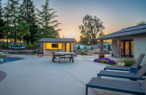 Casteel - 4,500 sq-ft retreat with a pool and hot tub in the middle of wine country! - Foto 45