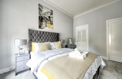 Two Bed Stylish Apartment in Heart of West End - Foto 5