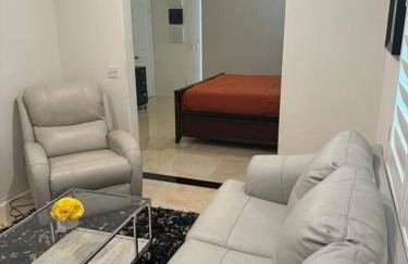 Luxury 1200 sqft 1bdrm retreat with den - Foto 4