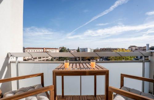 Le Jean Moulin T2 air-conditioned private parking balcony - Foto 11