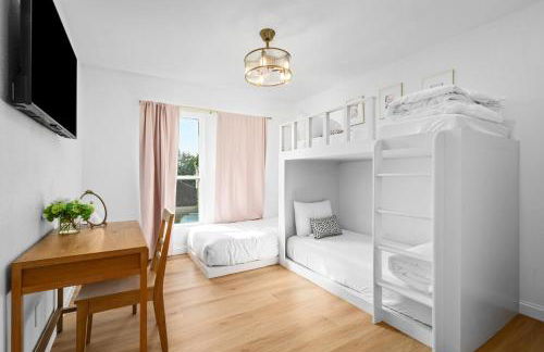 Resort-Style 3BR, 3BA, Pool & Spa, Gated - Foto 17