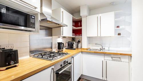 Modern London Bridge Retreat - Photo 3