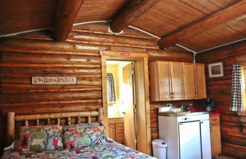 Historic Alpine Lodge Rental near Jackson Hole, Wyoming - Photo 51