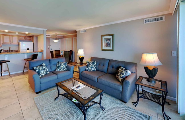 Sabine Yacht & Racquet by Southern Vacation Rentals - Foto 1