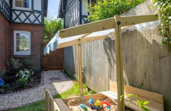 Boutique Suffolk Cottage Cosy Family Holiday Home with Garden Near Aldeburgh - Foto 30