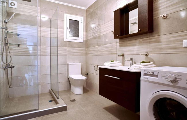 Stunning Lake Kournas Retreat 2 New Private Pool - Photo 25