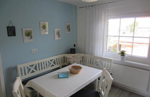 Ferienwohnung Bienwald mit Pool für 4 - 6 Personen mit 3 Schlafzimmern - Foto 10