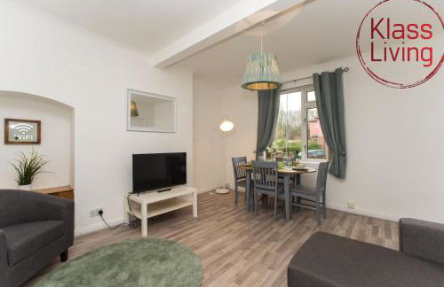 Two Bedroom House by Klass Living Serviced Accommodation Hamilton - Kenmar House With Parking & WiFi - Foto 39