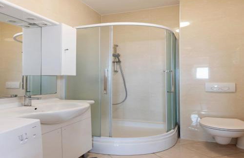 Simplistic Apartment in Neviđane near Sea beach - Foto 6
