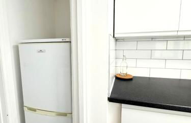 Entire 5 Bed New Home - Southampton Centre - 4BDRM - Foto 52