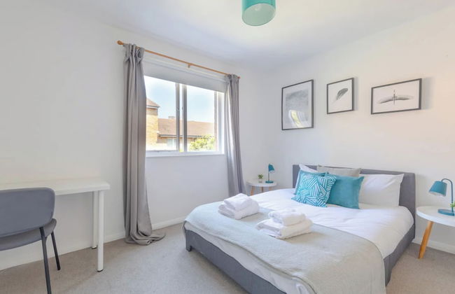 Lovely 4 Bed House w Garden, 1 Stop to Waterloo - Foto 6