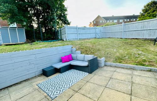 Woodingdean Contractor Pad - FREE Car & Van Parking - Foto 18