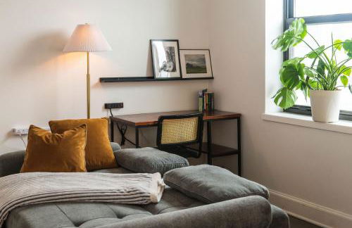 Luxury Downtown Apt with Parking, Gym, and Lap Pool - Foto 14