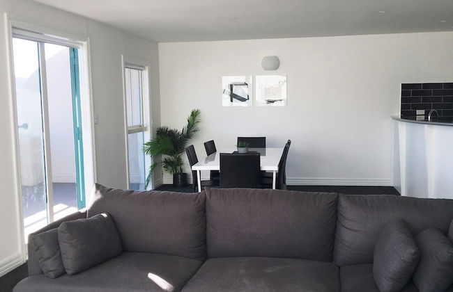 U Suites on Courtenay - Photo 64