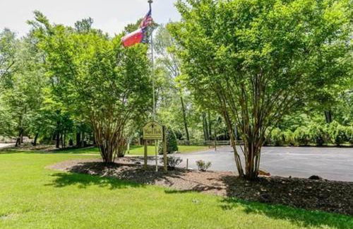 Luxury Loft Cabin 5 miles to TIEC for the Equestrian Internationl Games - Foto 15