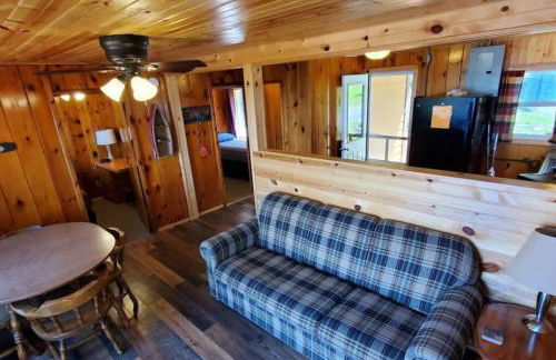Lakeside 2 Bedroom Glacier Cabin On Kab - Foto 10