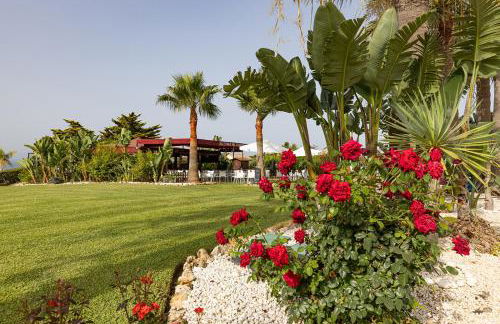 La Cala gorgeous 2 bedroom apartment with stunning gardens, pools and sea views - Photo 61