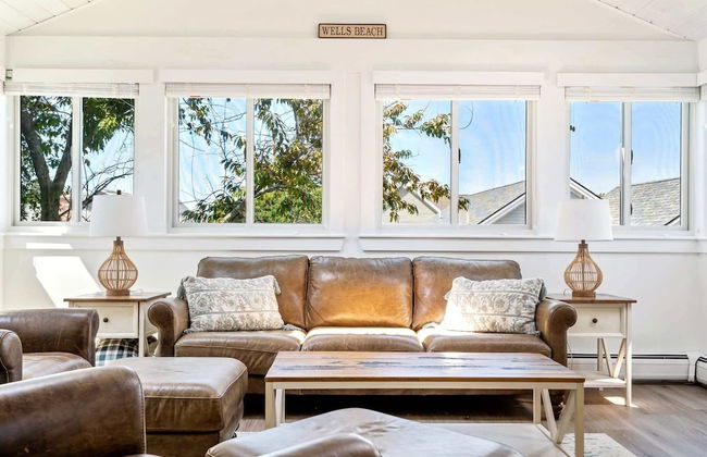 Beachwood Getaway Sleeps 10! - Photo 24