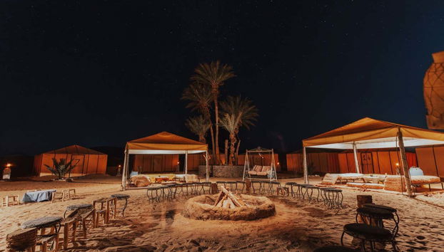 L'accampamento di sera