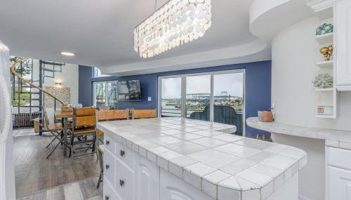 DO with AC 3 Suites Waterfront Marina Home - Foto 3