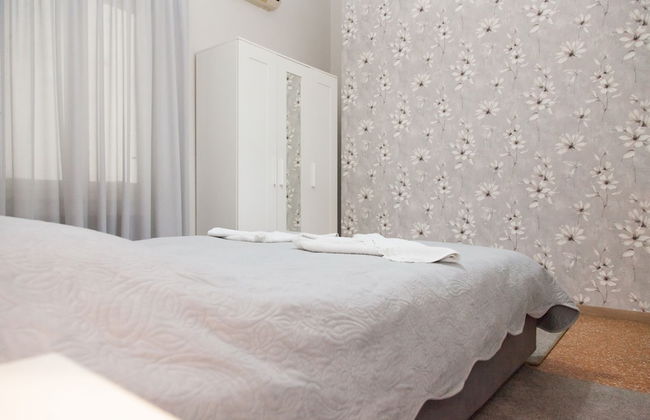 Fabulous Apartment Across Flisvos - Foto 13