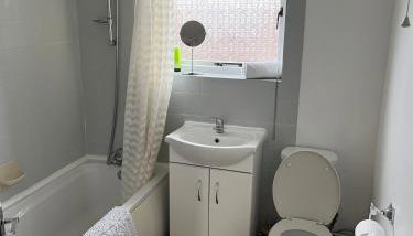 The Firs - Apartment next to Beach & Forest - Pets are free - Foto 5, towels, Shower, heating