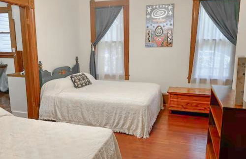 Downtown Historic Victorian Charmer Sleeps 7 - Foto 4