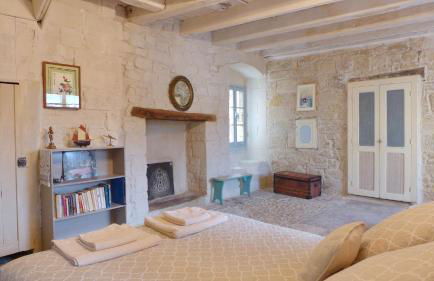 Rue Bertrand de Got - Foto 19