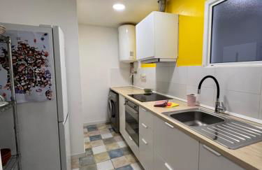 Alojamiento con encanto en planta superior ideal para trabajo y escapadas familiares en Montserrat - Foto 11