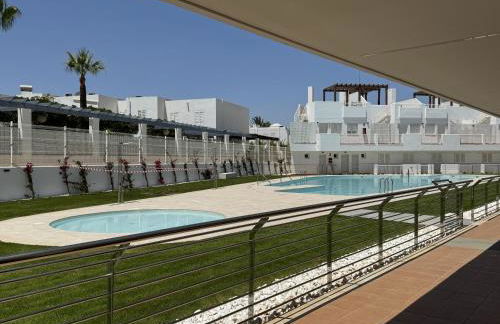 Apartamento con piscina frente al mar en Mojácar playa para familias y parejas de más de 30 años - Foto 17