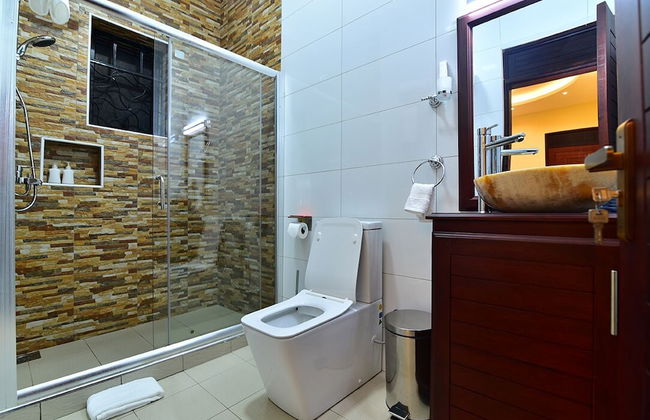 Entebbe Stay Apart-Hotel - Photo 20