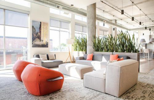 Luxury Penthouse Apt Near Brady St with Balcony and Lake View - Foto 15