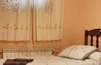 Family Apartment with Mountain View in Hueva - Foto 4