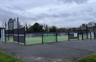 Cottage cosy avec jardin, piscine et parking - Photo 26