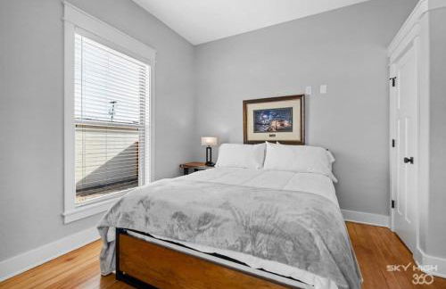 The Price House - Photo 12