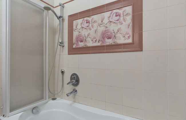 3 bedroom House in Cipressa with garden and terrace - Photo 28