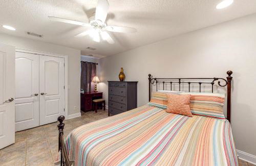 Beautiful home with modern conveniences - close to the beach, dogs welcome - Foto 29