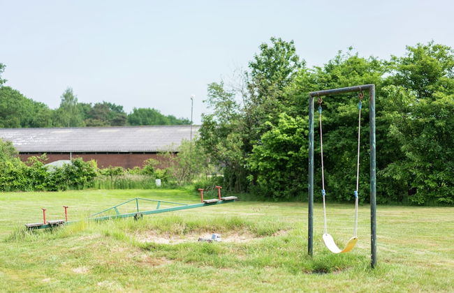 Farmhouse in Rheeze Near Forest and Meadows - Photo 32