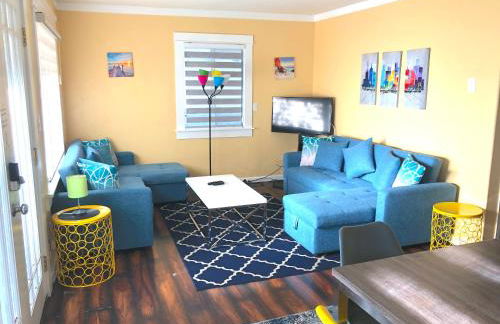 Casa California - Backyard, BBQ, Firepit & Near Beaches - Foto 2