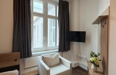 Jomi Stays - Kudamm - Foto 12