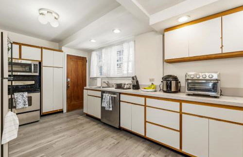 Family Retreat Near NYC w/ Parking & Views - Foto 26